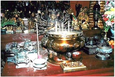 Xuanming gong oltára