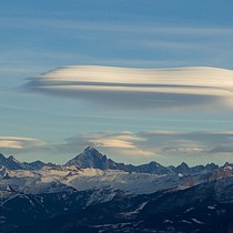 UFO Cloud Ship