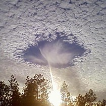 UFO Cloud  Skyhole