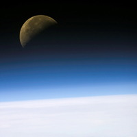 Moonrise - View of Earth's Horizon from Columbia