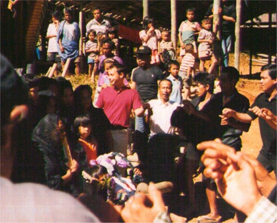 toraja funeral dance