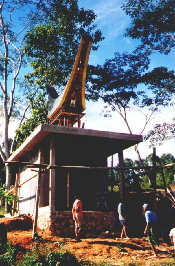 toraja grave